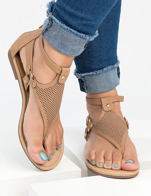 light brown gladiator sandals