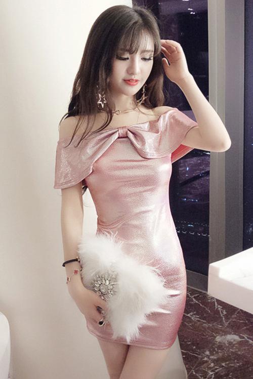 carnation pink color dress Handmade Carnation Print Sundress: Pink Cotton Voile Rusched Dress