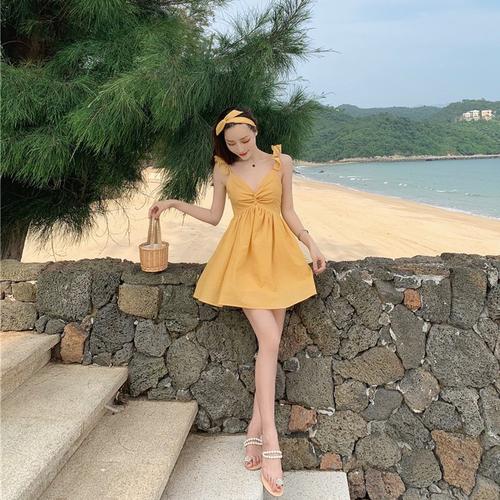 dresses for beach vacation for women Yellow Floral V-neck Mini Dress